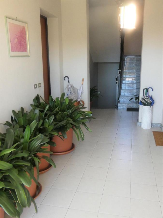 Casa Clivia - 3 Bedroom Apartment With Lake View ستريزا المظهر الخارجي الصورة